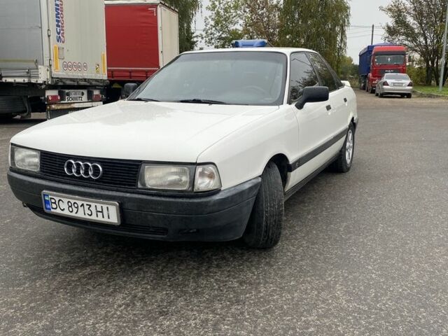Белый Ауди 80, объемом двигателя 1.8 л и пробегом 369 тыс. км за 1999 $, фото 1 на Automoto.ua