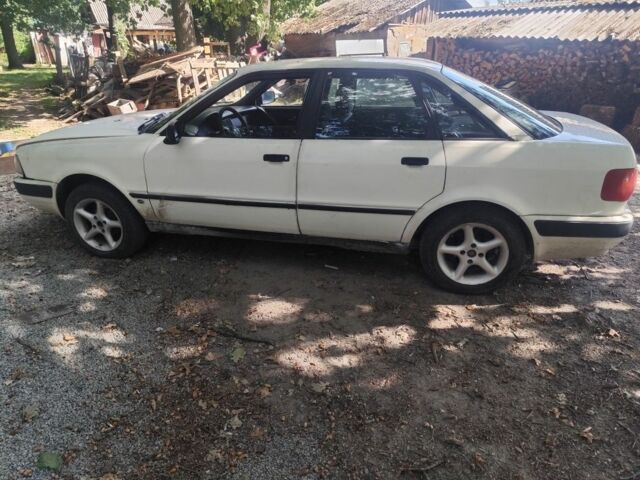 Білий Ауді 80, об'ємом двигуна 1.6 л та пробігом 300 тис. км за 674 $, фото 3 на Automoto.ua