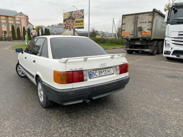 Белый Ауди 80, объемом двигателя 1.8 л и пробегом 369 тыс. км за 1999 $, фото 4 на Automoto.ua