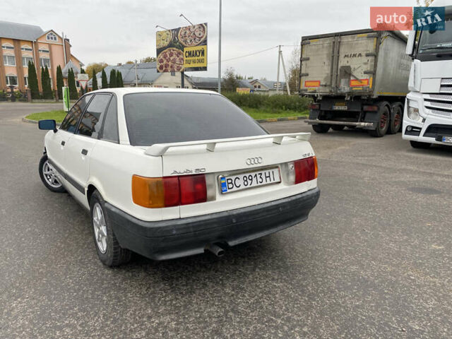 Белый Ауди 80, объемом двигателя 1.8 л и пробегом 368 тыс. км за 1999 $, фото 4 на Automoto.ua