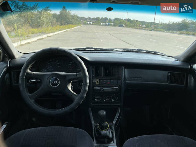 Белый Ауди 80, объемом двигателя 2 л и пробегом 111 тыс. км за 2700 $, фото 10 на Automoto.ua