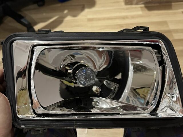 Белый Ауди 80, объемом двигателя 2 л и пробегом 438 тыс. км за 2200 $, фото 22 на Automoto.ua