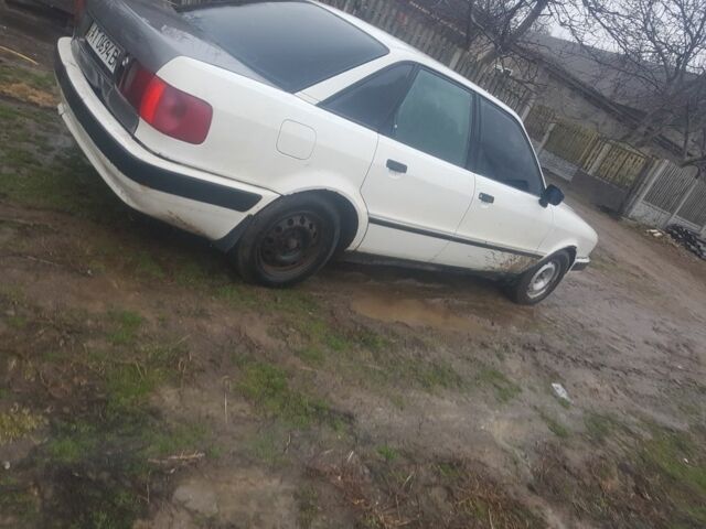 Білий Ауді 80, об'ємом двигуна 1.9 л та пробігом 350 тис. км за 1050 $, фото 4 на Automoto.ua