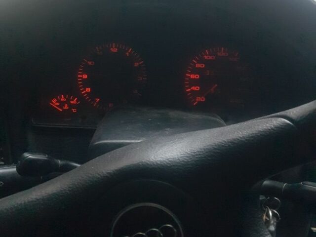 Білий Ауді 80, об'ємом двигуна 1.9 л та пробігом 350 тис. км за 1050 $, фото 6 на Automoto.ua