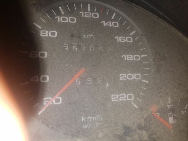 Білий Ауді 80, об'ємом двигуна 1.9 л та пробігом 350 тис. км за 1050 $, фото 5 на Automoto.ua