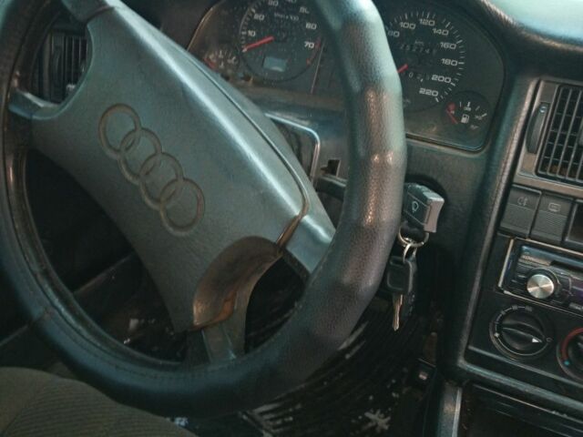 Белый Ауди 80, объемом двигателя 1.8 л и пробегом 1 тыс. км за 1204 $, фото 6 на Automoto.ua