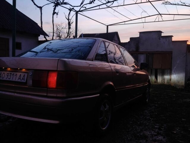 Бежевый Ауди 80, объемом двигателя 1.8 л и пробегом 1 тыс. км за 1500 $, фото 3 на Automoto.ua