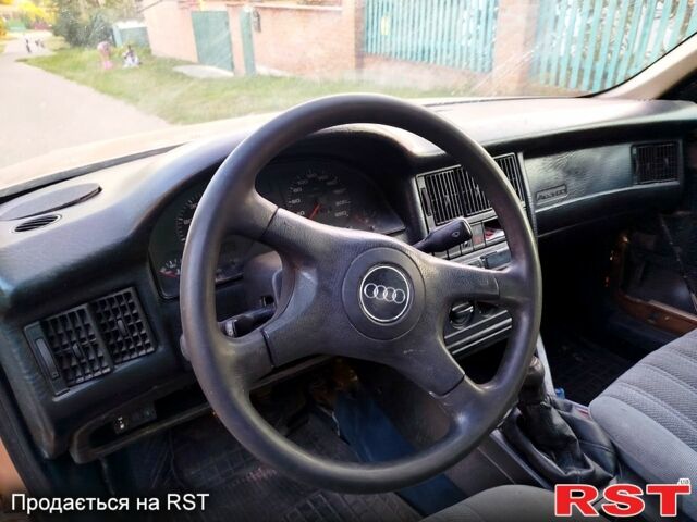 Бежевый Ауди 80, объемом двигателя 1.8 л и пробегом 140 тыс. км за 1350 $, фото 7 на Automoto.ua