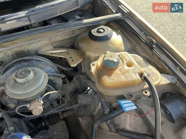 Бежевый Ауди 80, объемом двигателя 1.8 л и пробегом 409 тыс. км за 1499 $, фото 32 на Automoto.ua