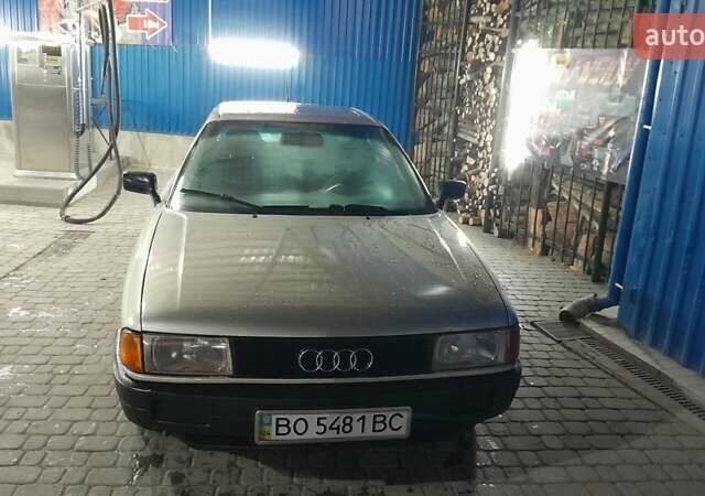 Бежевый Ауди 80, объемом двигателя 1.8 л и пробегом 300 тыс. км за 1600 $, фото 9 на Automoto.ua