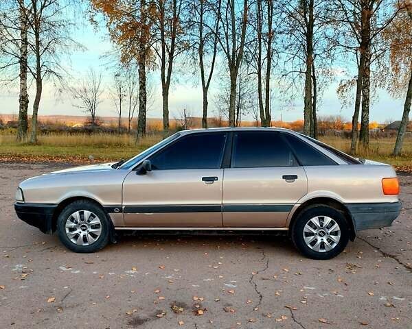 Бежевый Ауди 80, объемом двигателя 1.8 л и пробегом 388 тыс. км за 1500 $, фото 1 на Automoto.ua