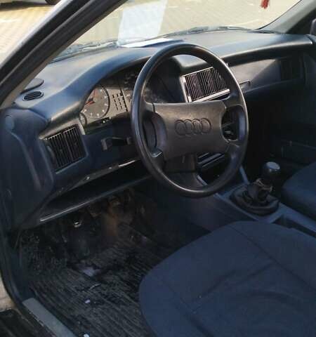 Бежевый Ауди 80, объемом двигателя 1.8 л и пробегом 326 тыс. км за 1550 $, фото 1 на Automoto.ua