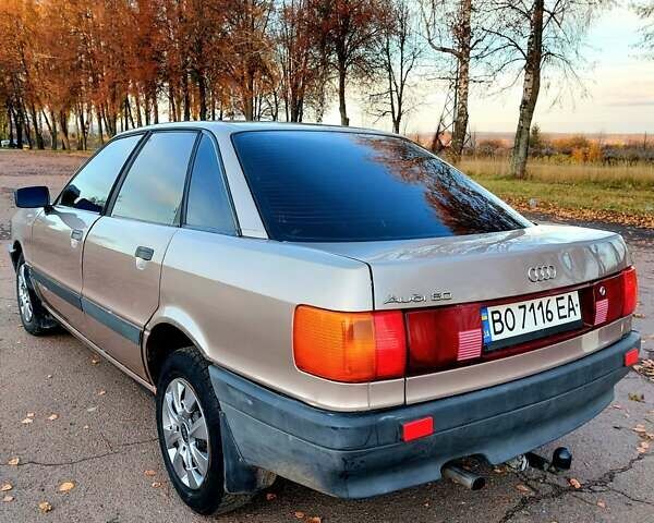 Бежевый Ауди 80, объемом двигателя 1.8 л и пробегом 388 тыс. км за 1500 $, фото 6 на Automoto.ua