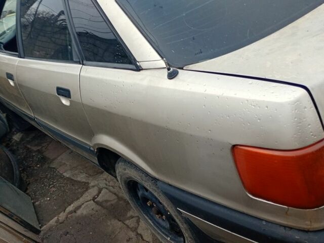 Бежевий Ауді 80, об'ємом двигуна 1.6 л та пробігом 260 тис. км за 270 $, фото 2 на Automoto.ua