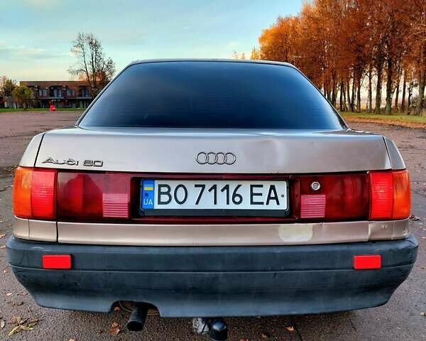 Бежевый Ауди 80, объемом двигателя 1.8 л и пробегом 388 тыс. км за 1500 $, фото 2 на Automoto.ua