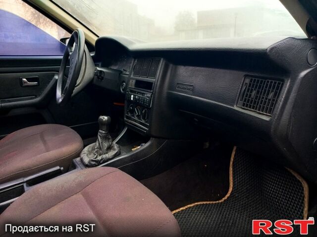 Бежевий Ауді 80, об'ємом двигуна 1.8 л та пробігом 0 тис. км за 2200 $, фото 5 на Automoto.ua