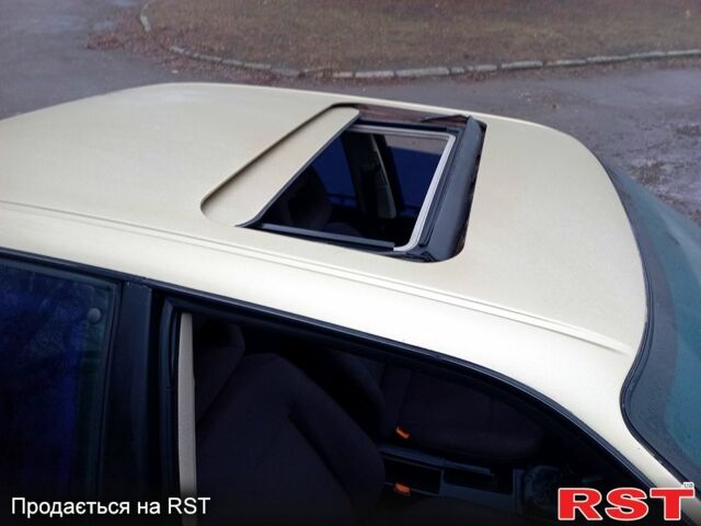 Бежевий Ауді 80, об'ємом двигуна 1.8 л та пробігом 0 тис. км за 2200 $, фото 13 на Automoto.ua