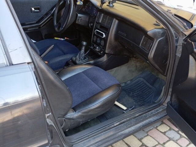 Черный Ауди 80, объемом двигателя 0 л и пробегом 350 тыс. км за 1700 $, фото 2 на Automoto.ua