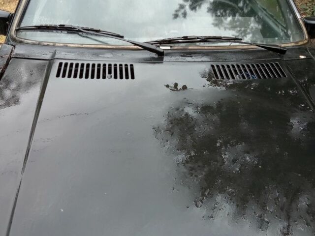 Черный Ауди 80, объемом двигателя 1.6 л и пробегом 400 тыс. км за 700 $, фото 4 на Automoto.ua