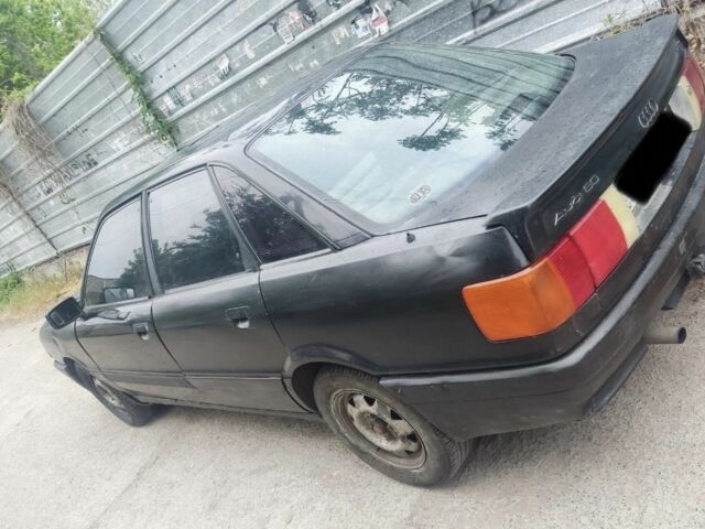 Черный Ауди 80, объемом двигателя 0 л и пробегом 330 тыс. км за 1400 $, фото 4 на Automoto.ua