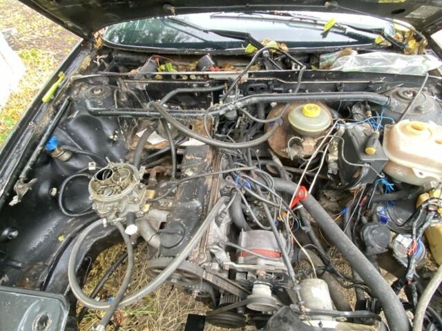 Черный Ауди 80, объемом двигателя 1.6 л и пробегом 700 тыс. км за 1200 $, фото 5 на Automoto.ua