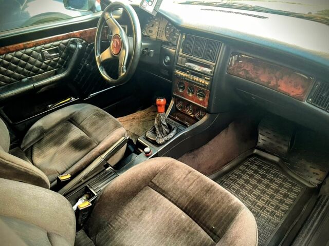 Черный Ауди 80, объемом двигателя 0 л и пробегом 362 тыс. км за 4000 $, фото 2 на Automoto.ua