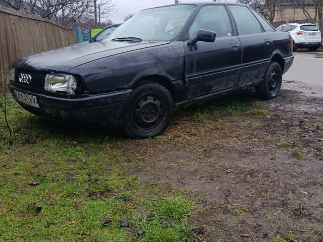 Черный Ауди 80, объемом двигателя 2 л и пробегом 300 тыс. км за 650 $, фото 1 на Automoto.ua