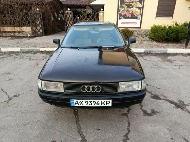 Черный Ауди 80, объемом двигателя 1.8 л и пробегом 312 тыс. км за 2000 $, фото 4 на Automoto.ua