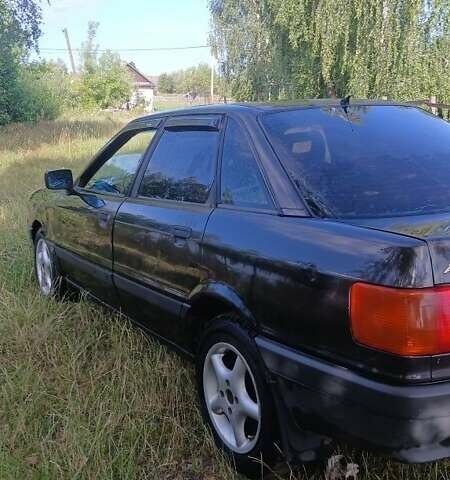 Черный Ауди 80, объемом двигателя 1.8 л и пробегом 500 тыс. км за 1500 $, фото 3 на Automoto.ua