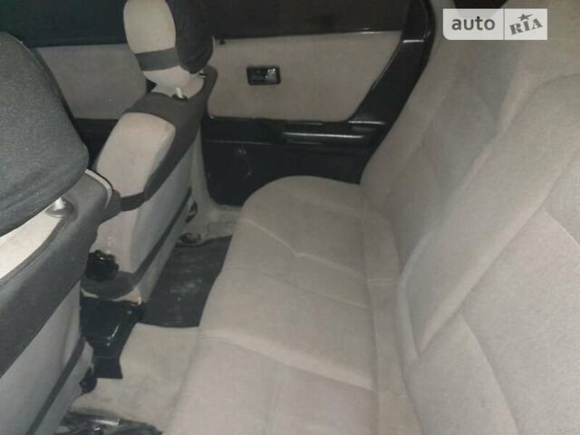 Черный Ауди 80, объемом двигателя 1.78 л и пробегом 420 тыс. км за 2100 $, фото 10 на Automoto.ua