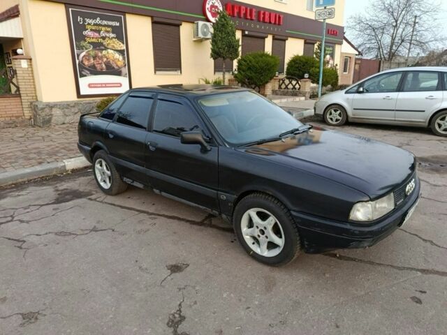 Черный Ауди 80, объемом двигателя 1.8 л и пробегом 312 тыс. км за 2000 $, фото 1 на Automoto.ua