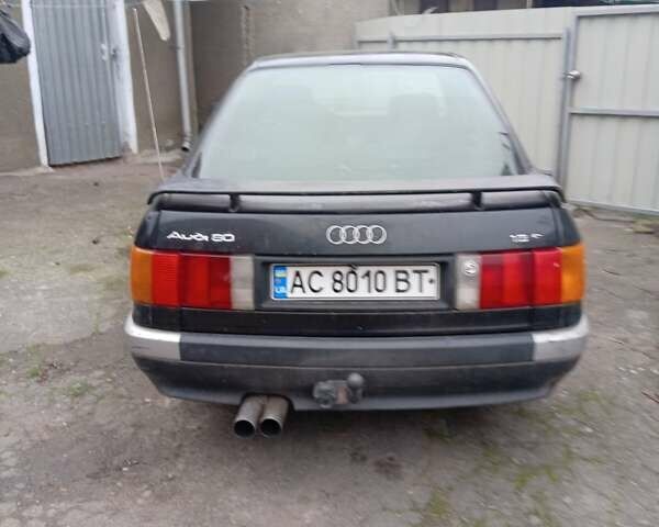 Черный Ауди 80, объемом двигателя 1.85 л и пробегом 400 тыс. км за 1400 $, фото 4 на Automoto.ua