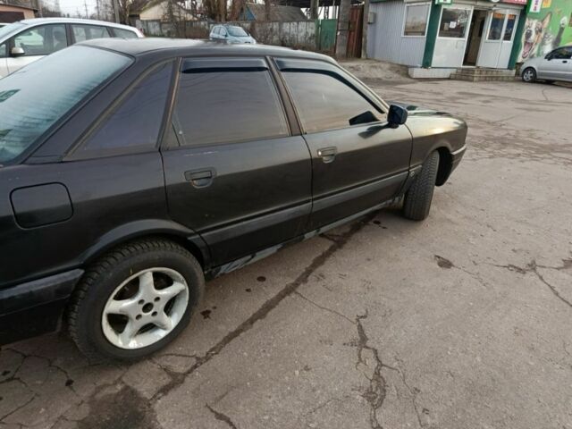 Черный Ауди 80, объемом двигателя 1.8 л и пробегом 312 тыс. км за 2000 $, фото 2 на Automoto.ua