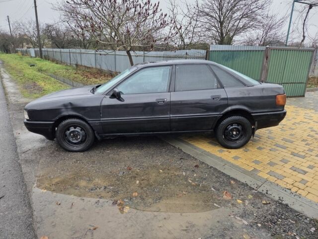 Черный Ауди 80, объемом двигателя 1 л и пробегом 4 тыс. км за 950 $, фото 1 на Automoto.ua