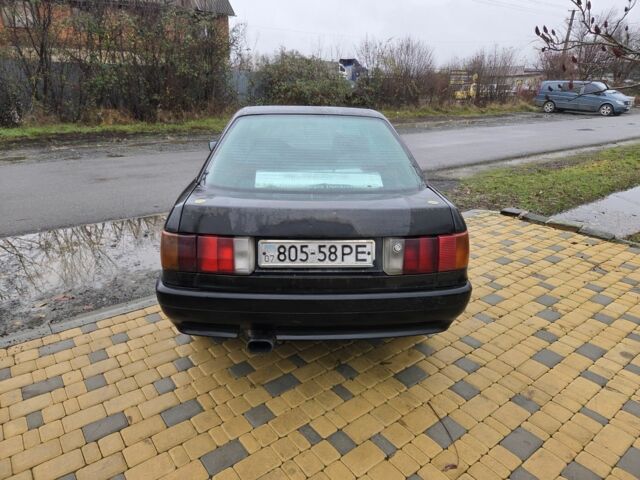 Черный Ауди 80, объемом двигателя 1 л и пробегом 4 тыс. км за 950 $, фото 3 на Automoto.ua