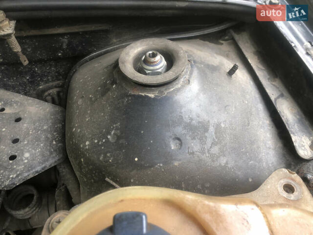 Черный Ауди 80, объемом двигателя 1.6 л и пробегом 300 тыс. км за 2000 $, фото 20 на Automoto.ua