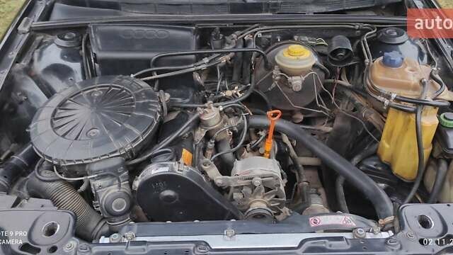 Черный Ауди 80, объемом двигателя 1.6 л и пробегом 360 тыс. км за 2750 $, фото 5 на Automoto.ua