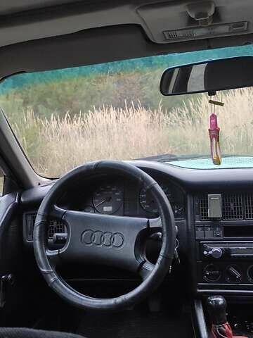 Черный Ауди 80, объемом двигателя 1.6 л и пробегом 360 тыс. км за 2750 $, фото 26 на Automoto.ua