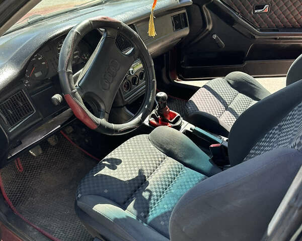 Черный Ауди 80, объемом двигателя 1.8 л и пробегом 190 тыс. км за 1850 $, фото 2 на Automoto.ua