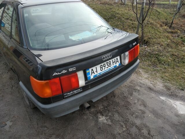 Черный Ауди 80, объемом двигателя 1.8 л и пробегом 1000 тыс. км за 1800 $, фото 7 на Automoto.ua