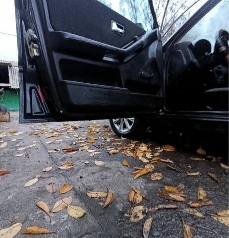 Черный Ауди 80, объемом двигателя 1.8 л и пробегом 400 тыс. км за 1000 $, фото 5 на Automoto.ua