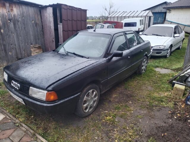 Черный Ауди 80, объемом двигателя 1.9 л и пробегом 350 тыс. км за 1250 $, фото 1 на Automoto.ua