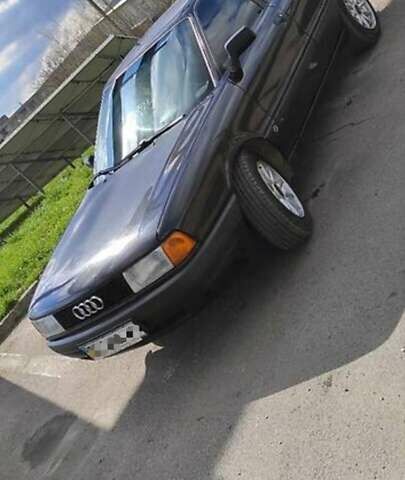 Черный Ауди 80, объемом двигателя 1.8 л и пробегом 320 тыс. км за 2500 $, фото 8 на Automoto.ua