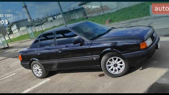 Черный Ауди 80, объемом двигателя 1.8 л и пробегом 320 тыс. км за 2500 $, фото 5 на Automoto.ua