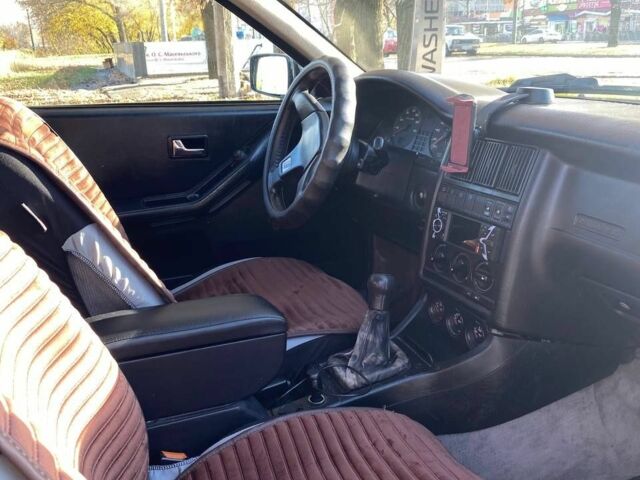 Чорний Ауді 80, об'ємом двигуна 2 л та пробігом 1 тис. км за 2000 $, фото 1 на Automoto.ua