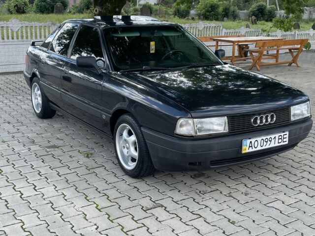 Черный Ауди 80, объемом двигателя 1.8 л и пробегом 268 тыс. км за 2200 $, фото 7 на Automoto.ua