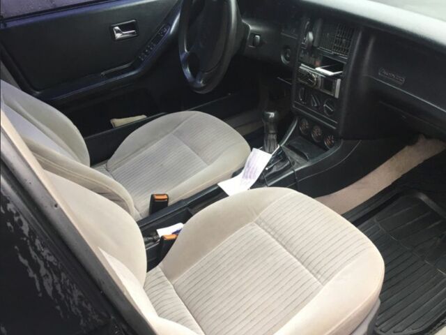 Ауди 80 1991 в Одессе на Automoto.ua Черный Ауди 80, объемом двигателя 2.3 л и пробегом 330 тыс. км за 1700 $, фото 2 на Automoto.ua