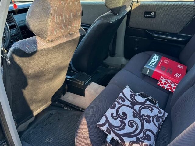 Чорний Ауді 80, об'ємом двигуна 1.8 л та пробігом 337 тис. км за 1050 $, фото 5 на Automoto.ua