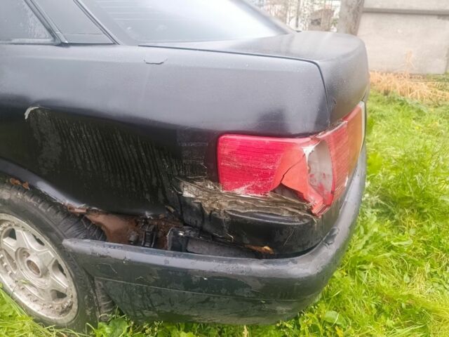 Чорний Ауді 80, об'ємом двигуна 1.8 л та пробігом 280 тис. км за 726 $, фото 1 на Automoto.ua