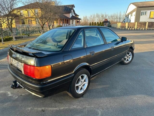 Чорний Ауді 80, об'ємом двигуна 1.8 л та пробігом 337 тис. км за 1050 $, фото 2 на Automoto.ua